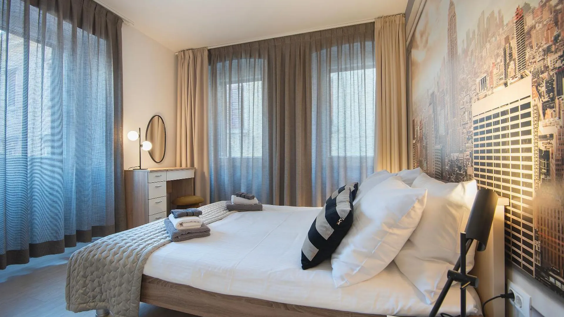 Arta Apartment City Center II - With Private Parking Pula